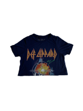 Load image into Gallery viewer, Def Leppard Band Tee