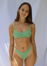 Load image into Gallery viewer, Benoa Swim Brooke Top